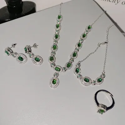 Elegant Look Green Crystal Necklace Set (5 Pcs)